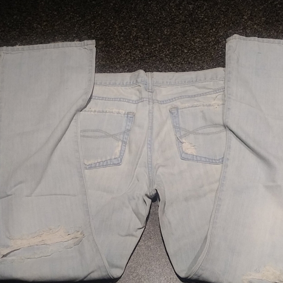 Abercrombie & FITCH Factory Destroyed Jeans - Picture 1 of 6